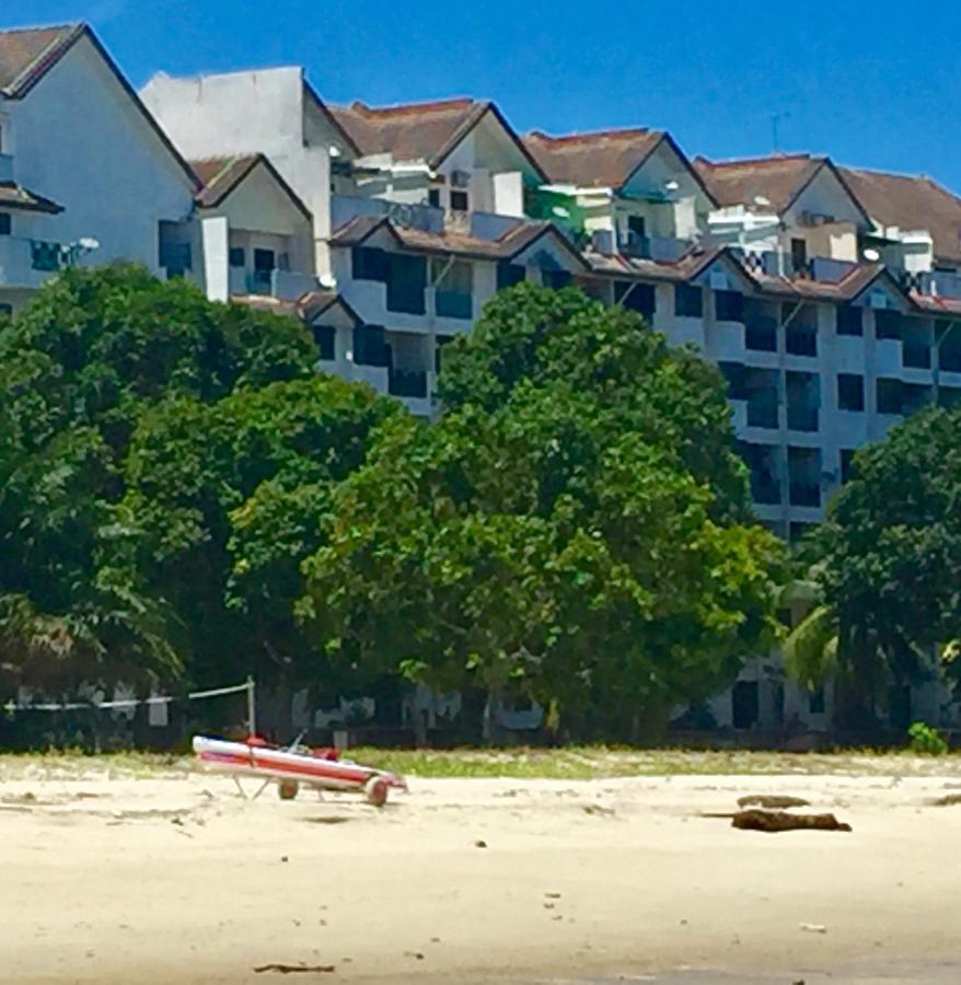 Pd Bayu Beach Resort Private Service Apartment Port Dickson Exterior photo
